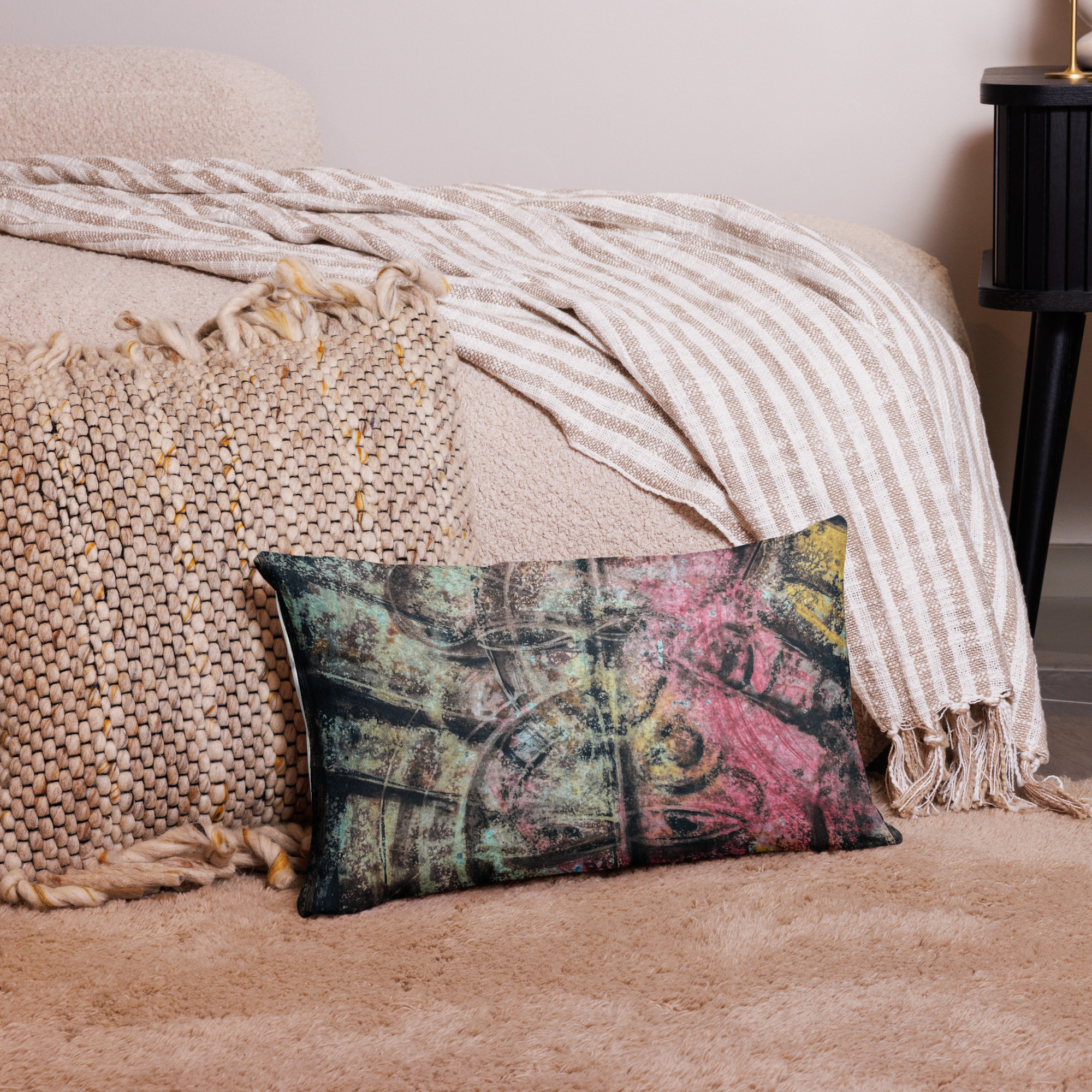 Premium Pillow Tiga - Image 4